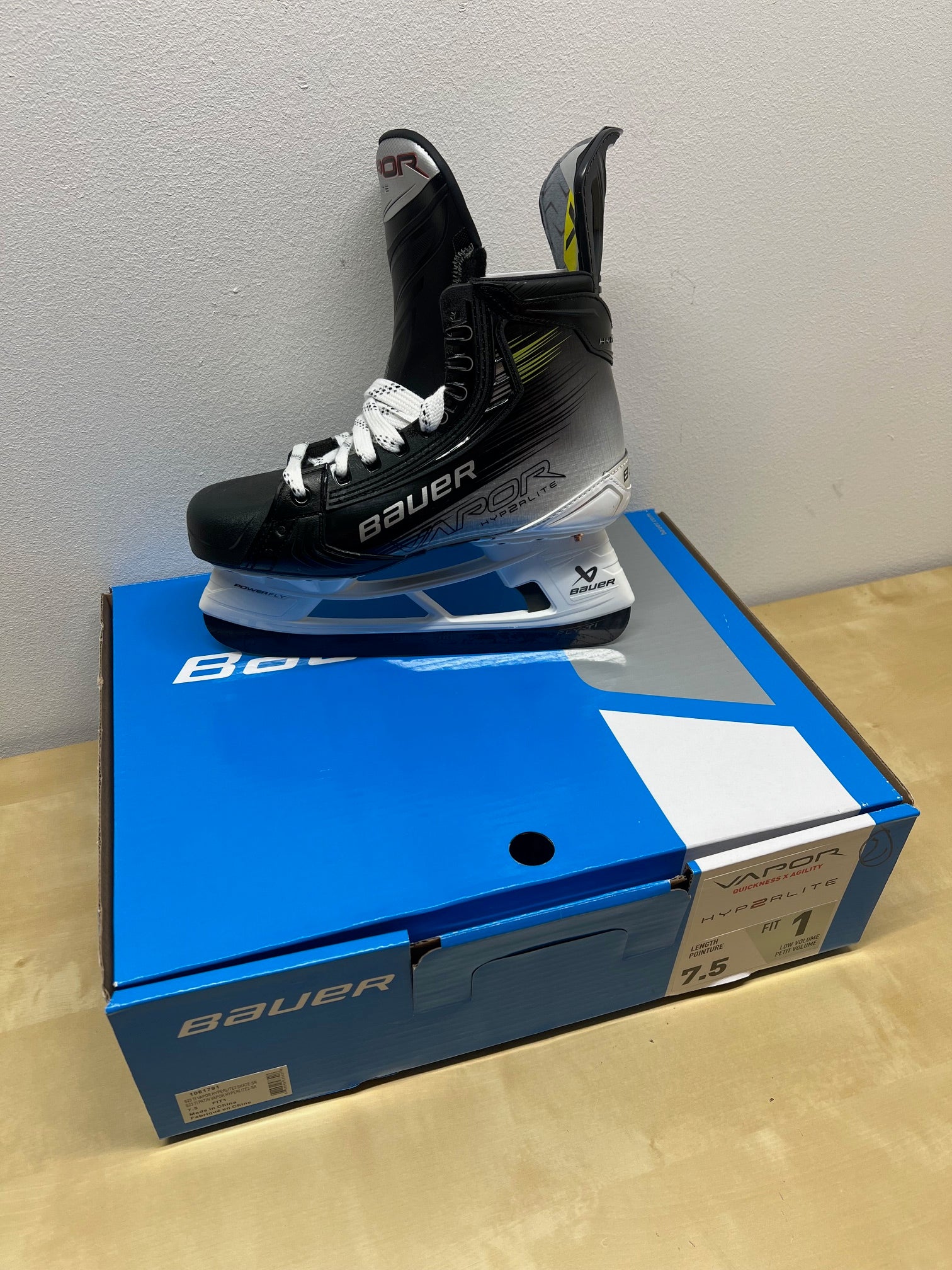 Bauer Vapor Hyperlite 2